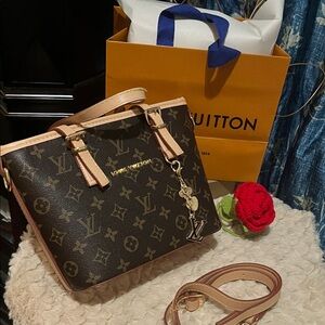 nwt Monogram Canvas Tote